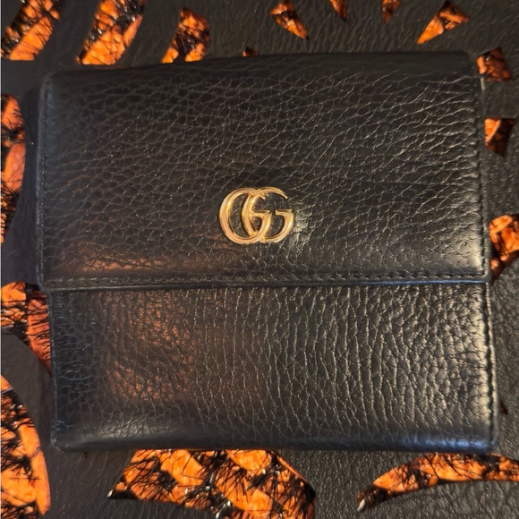 Authentic Gucci Black Leather Marmot Snap Wallet - Picture 1 of 16